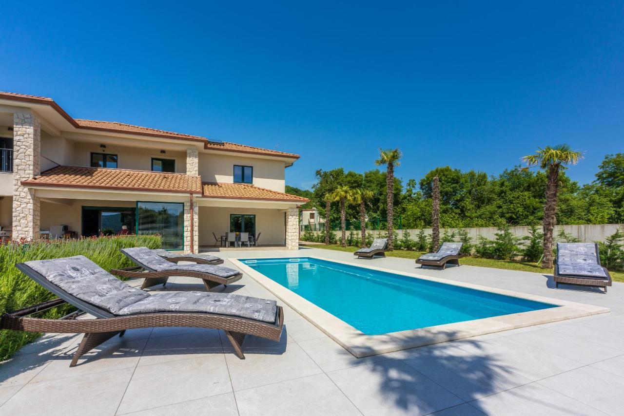 Villa Palma With Heated Private Pool Podhum Kültér fotó